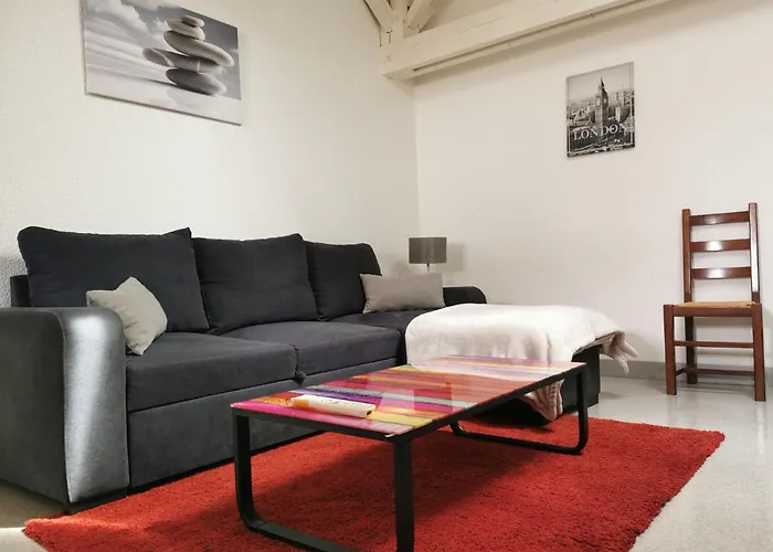 Appartement A 2 Minutes Du Centre Ville Avec Climatisation