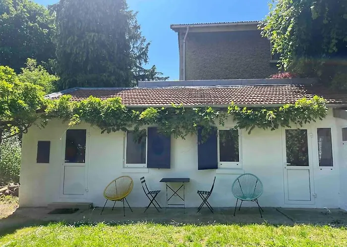 Brand New Tiny House W Garden