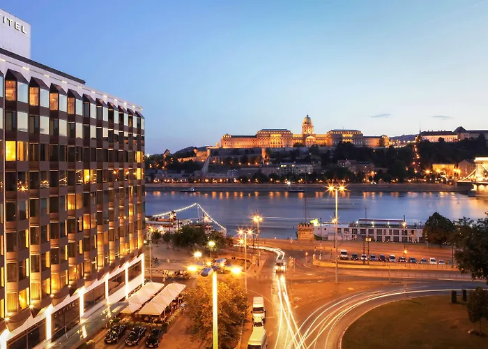 Sofitel Chain Bridge