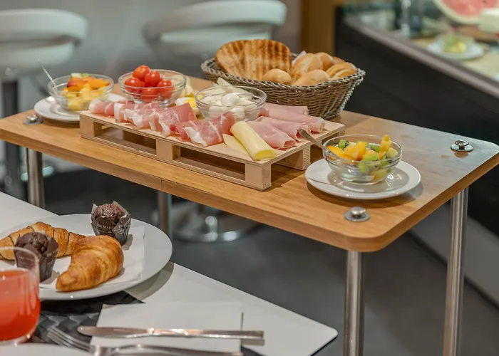 Hôtel pour familles: Trevi Palace Hotel