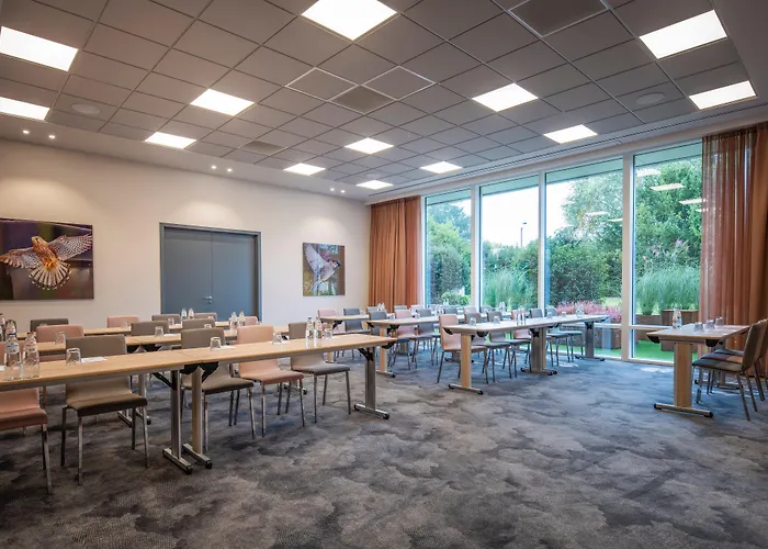 Hôtel avec tennis: Holiday Inn Hotel Brussels Airport By Ihg