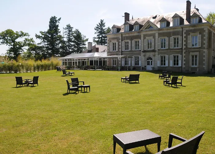Logis Domaine De Valaudran