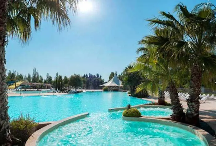 BUNGALOW LUXE MAZET ROYAL carabasse Vias plage ACCES proximité PISCINE