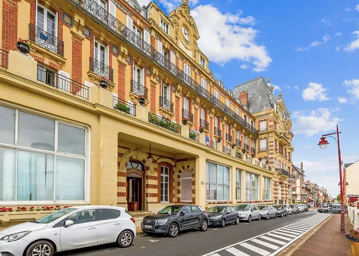 Dans l'ancien Grand Hôtel charmant studio