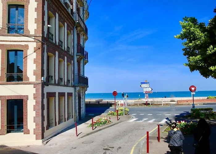 Appartement GRAND CONFORT BORD DE MER Rez-de-Chaussée RESIDENCE LA VAGUE