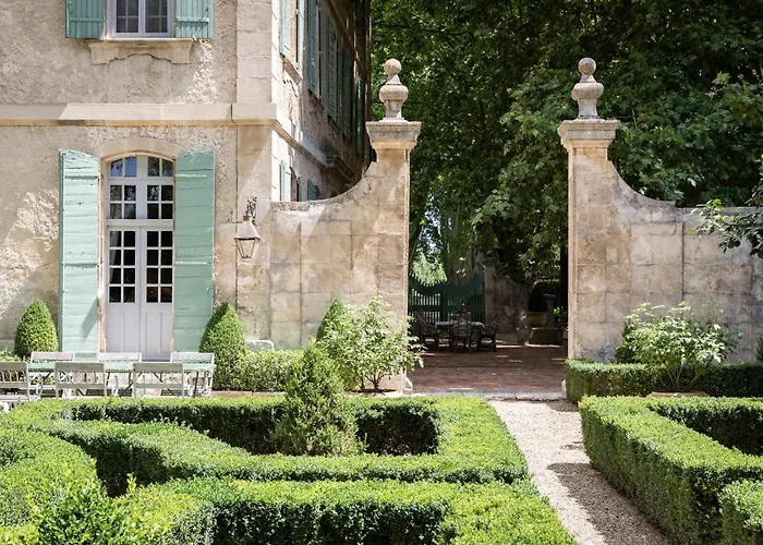 Hôtel pour familles: Domaine de Chalamon