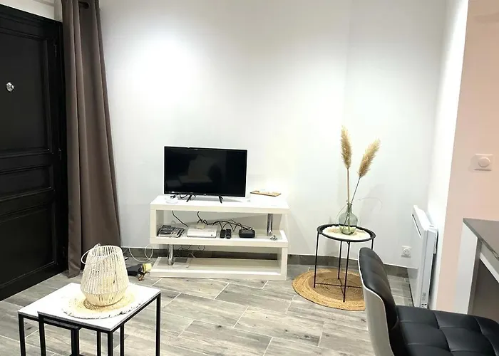 Cosy T2 Hyper Centre