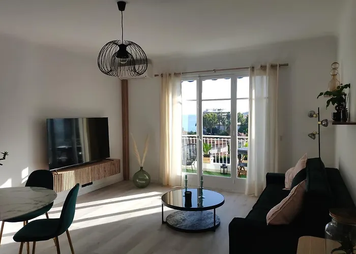 Hotel pres du College: Appartement Vue Mer Menton