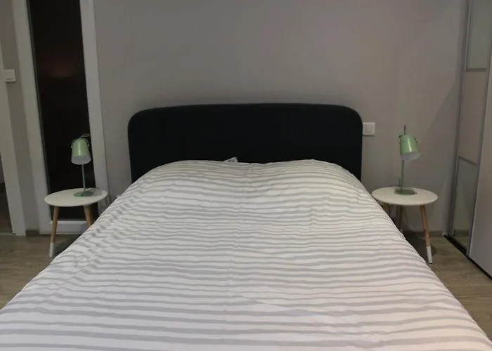 joli 2 pièces avec cour privée