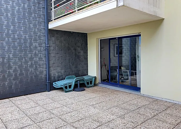 Appartement moderne avec terrasse et parking, au cœur de Granville, à deux pas de la plage ! - FR-1-361-77