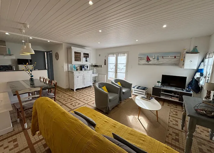 Maison Bord de Mer au Vieil 3 étoiles
