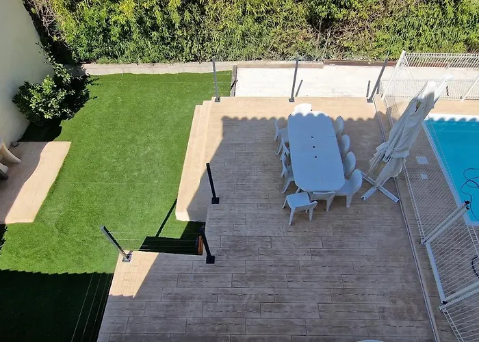 villa pour 10 personnes avec piscine et jacuzzi