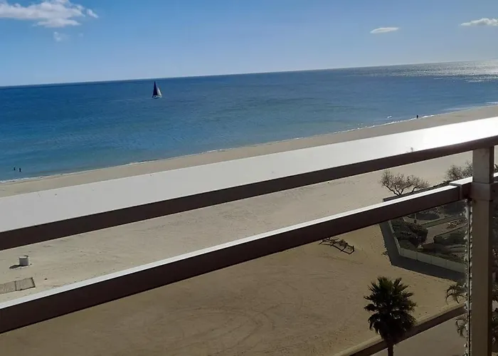 Grand appartement standing front de mer 90 m2
