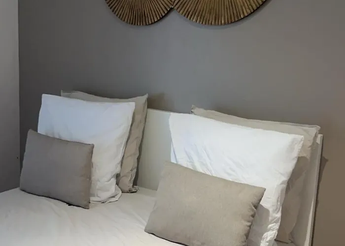 Saint-Cosme Home