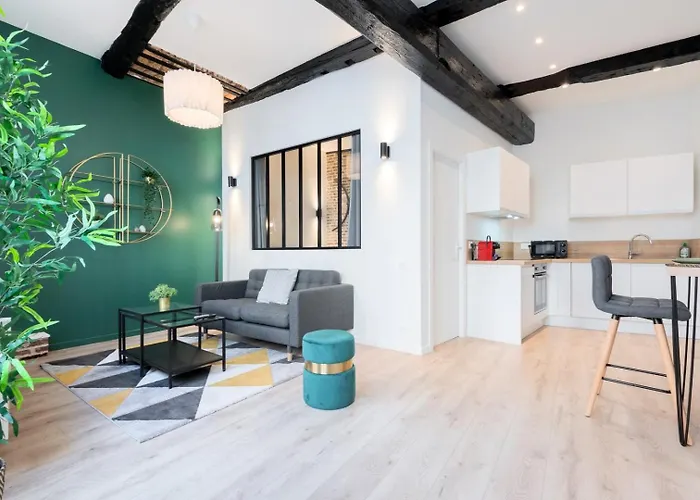 Character Apartment In The Heart Of Old Lille