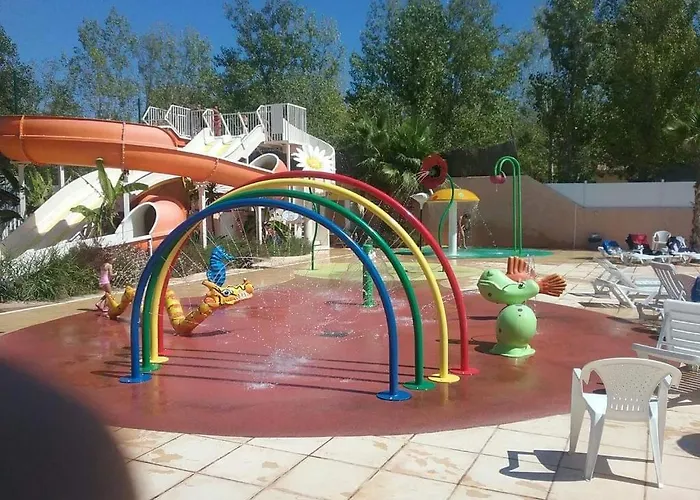 Camping Les Sables Du Midi