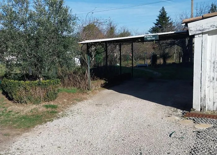 Domaine de Lazuel à 2,5km du centre ville