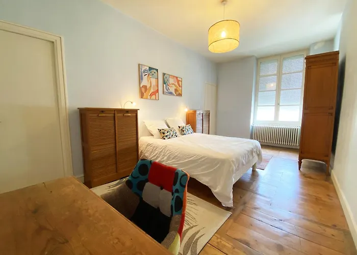 Chez Catherine Appartement 1 A 6 Personnes Calme Et Chaleureux En Centre Ville