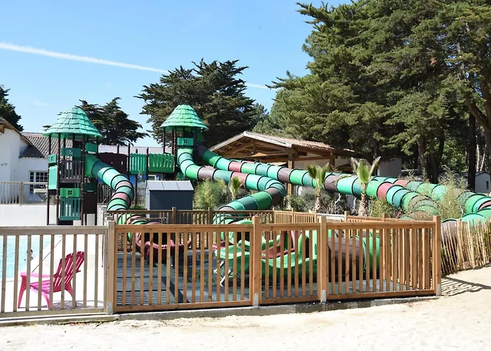 Camping Les Maraises