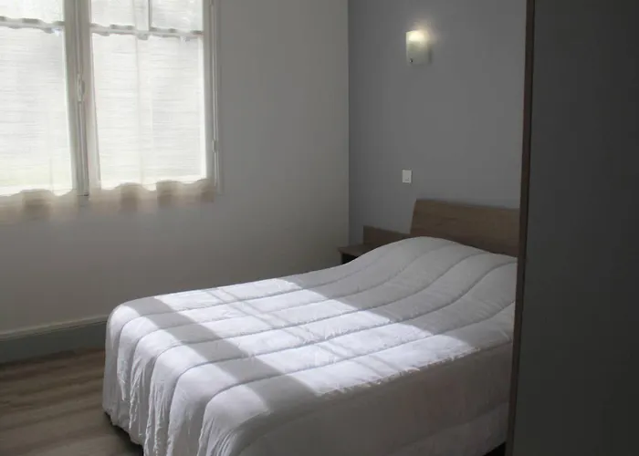 Ronce-les-Bains - APPARTEMENT REZ-DE-CHAUSSEE gauche - 90m de la PLAGE