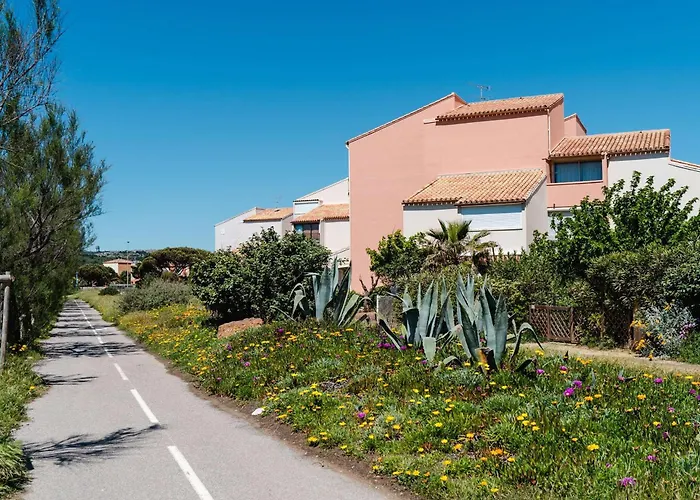 Appartement T2 Cabine - Front de Mer, Parking Privé, 4 Couchages, Narbonne - FR-1-409-6