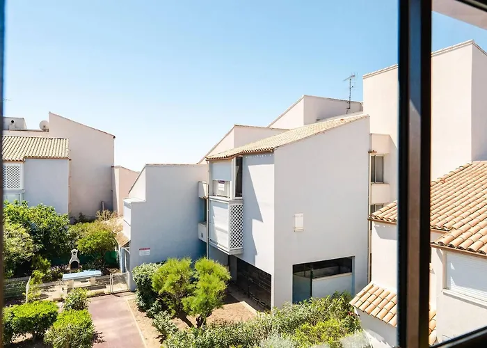 Appartement T2 Cabine - Front de Mer, Parking Privé, 4 Couchages, Narbonne - FR-1-409-6