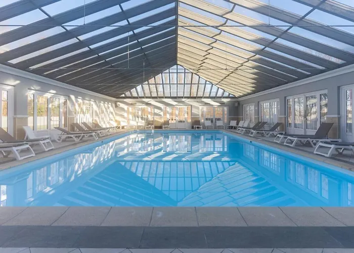 Appartement rénové pour 5 pers avec piscine tennis et parking 232