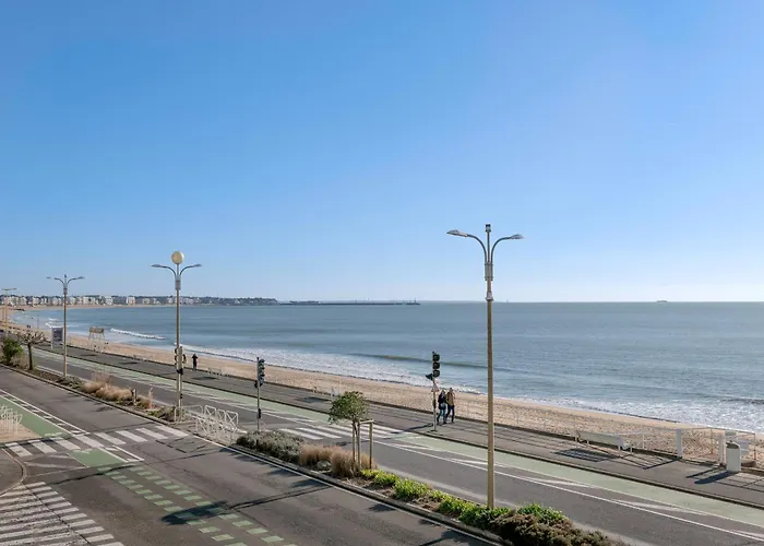 Un Sejour Ou Un Week-End Face Mer A La Baule