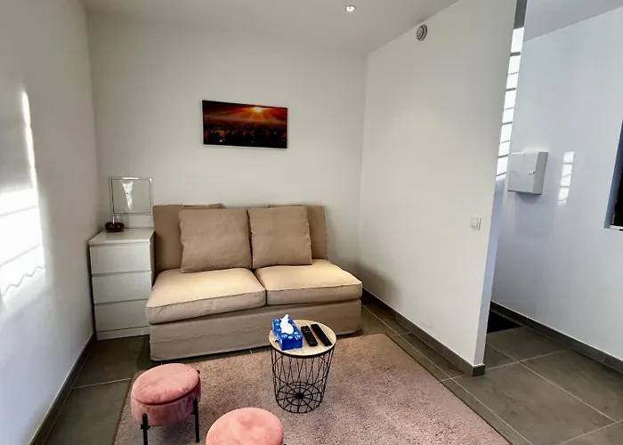 Maisonnette 2 pers tout confort près de Paris