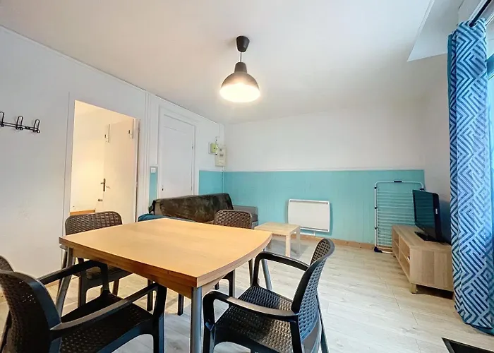 Appartement à 30 m de la plage - lumineux - respirant - WIFI - Le Cérès 1