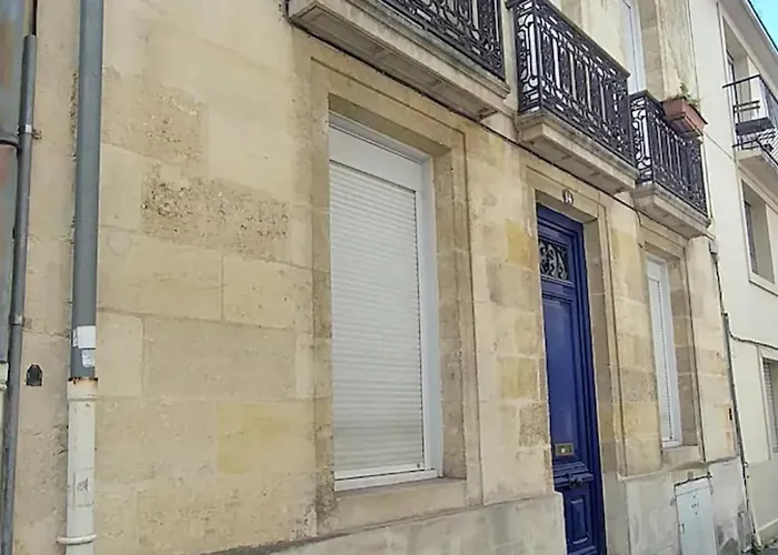 Villa: Family House Bordeaux