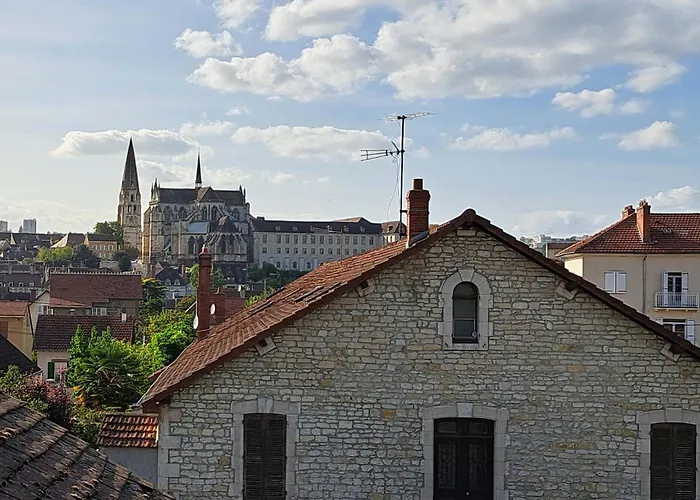 Gitedelatournelleauxerre