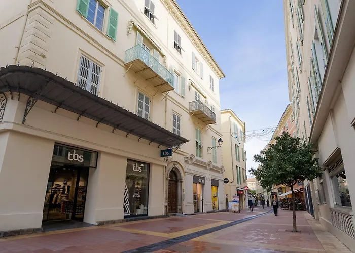 Pied-A-Terre Saint Michel