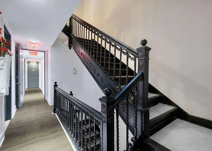 Hôtel 3 étoiles: Hotel 27 By Luxurban