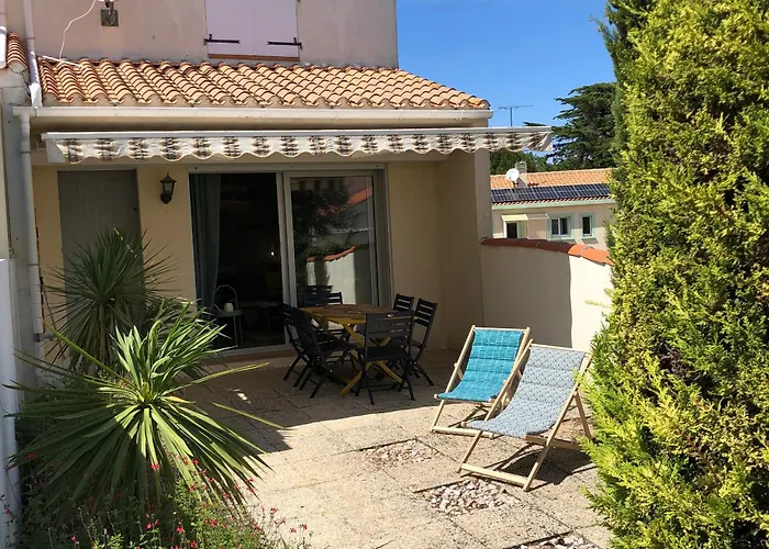 Maison 2 Chambres Avec Garage Et Terrasse, Proche Plage Et Foret A Saint-Jean-De-Monts - Fr-1-323-265