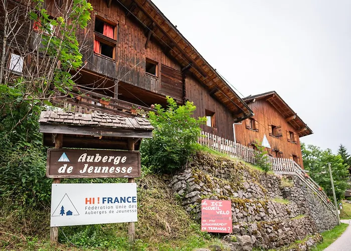 Hotel pres du College: Auberge de Jeunesse HI La Clusaz