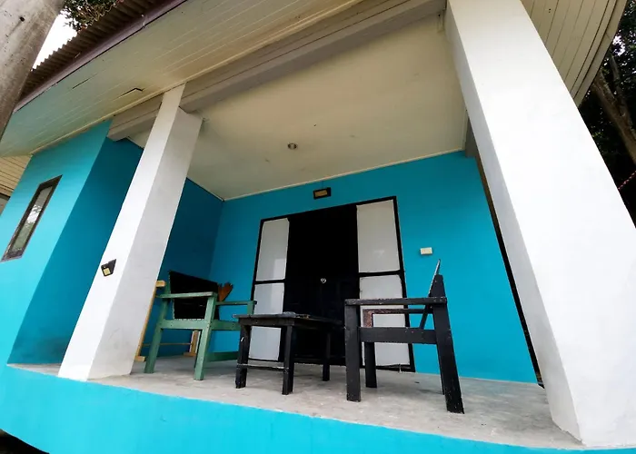Minnie Seaview Resort