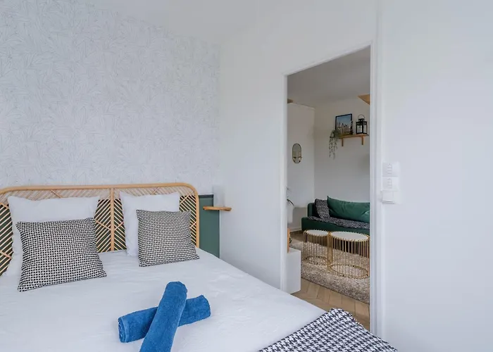 Superbe appart chic, hyper centre, vue château, Parking inclus
