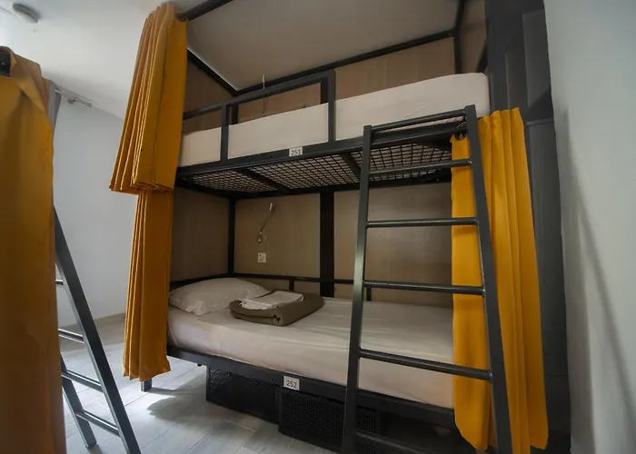 Hotel pres du College: City Inn Paris
