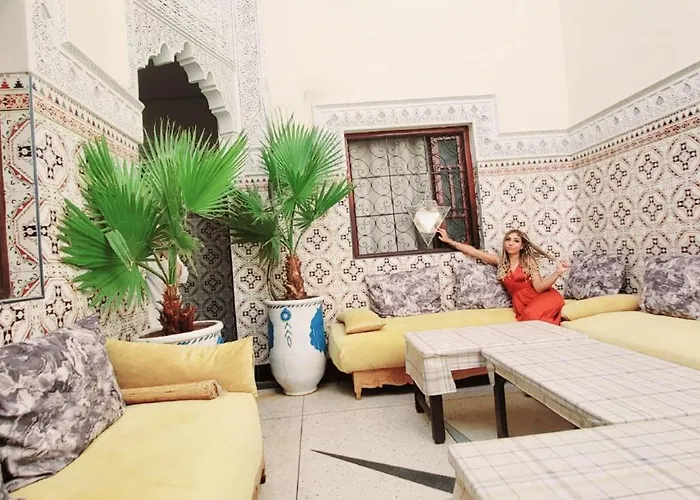 Hôtel de l'aéroport: Riad Marrakech Medina