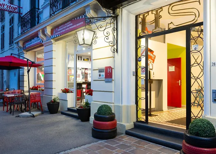 Enzo Hotels Contrexeville