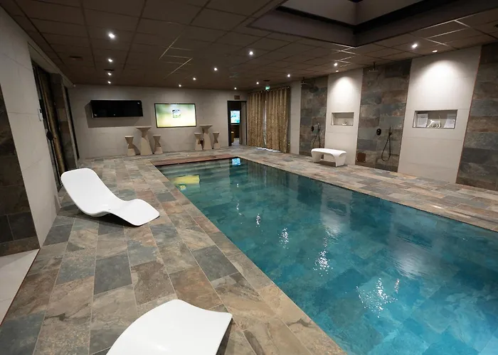 Resort: CARACALLA PRIVE - Chambres d'hôtes avec Piscine, Jaccuzi et Hammam privatifs