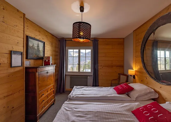 Hôtel pour familles: Le Coucou Hotel&Restaurant-Bar