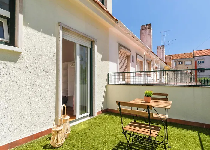 Nesha Guesthouse Lisbon