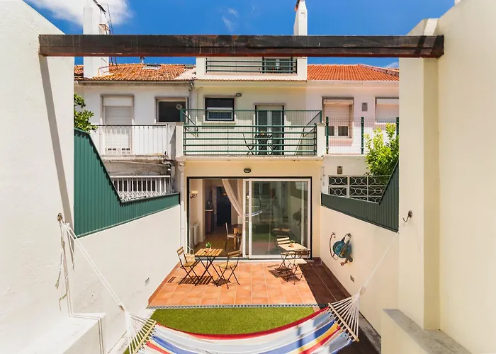 Nesha Guesthouse Lisbon