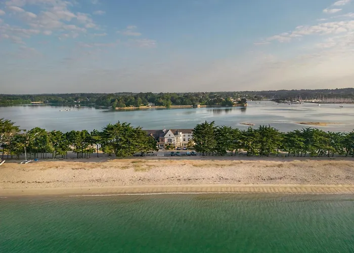 Logis Hôtel de la Pointe du Cap Coz