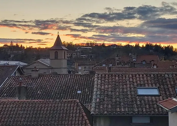 Le Saint-Georges