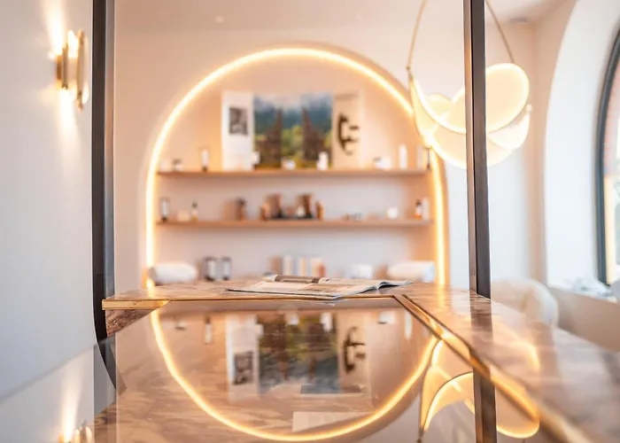 Resort: Ermitage de l’Oasis - Cannes Mandelieu