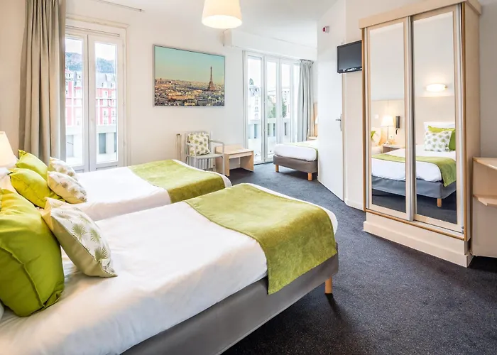 Hotel Notre Dame De France