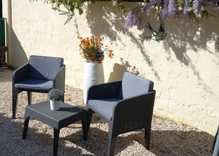 Studio avec Jardin et Parking Privés